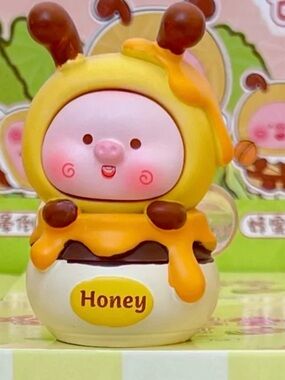 #42 Cute Yellow Honey Bee Piglet Figurine Toy - Kids Collectible NIB. Blind box